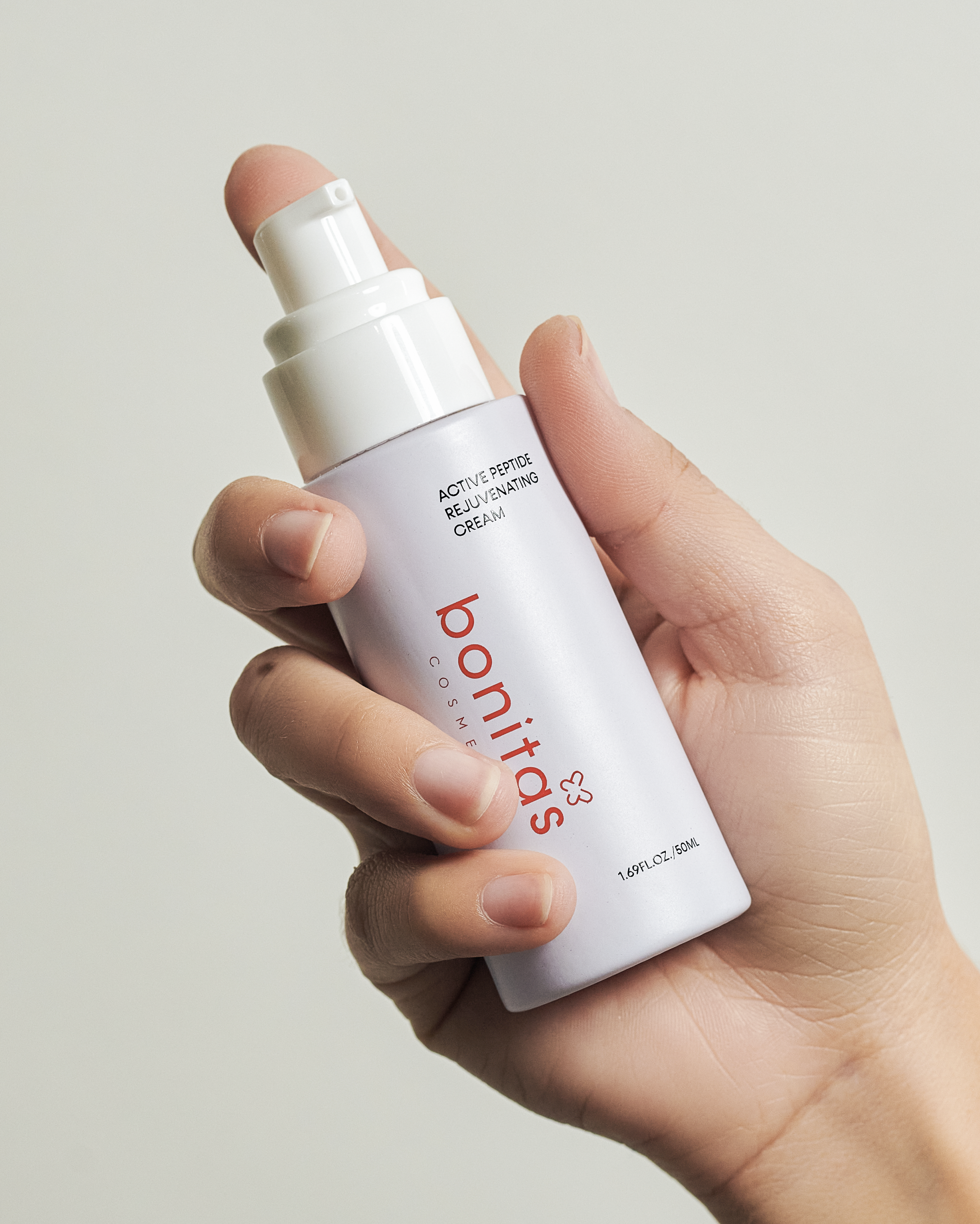 Promoción Crema Rejuvenecedora de Rostro con Péptidos Activos